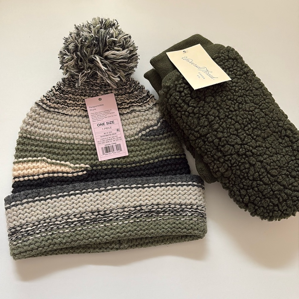 Universal Thread Hat and Mitten Bundle